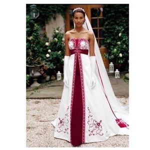 David’s Bridal Exclusive A Line Wedding Dress